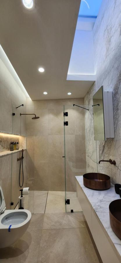 Serene - Infinity Cview Pool - 4 Bedrooms Luxury Penthouse Хайфа Экстерьер фото